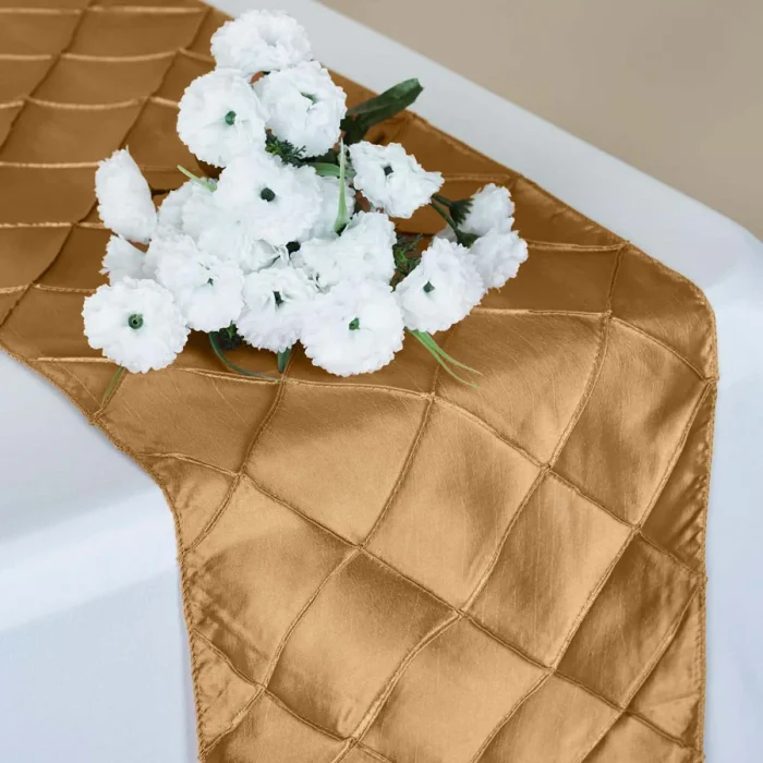 Gold-Taffeta-Pintuck-Table-Runner