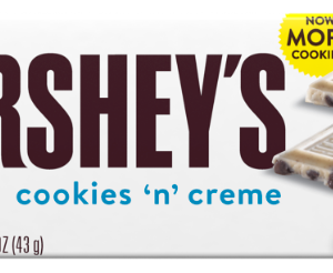 HERSHEY'S Cookies 'n' Creme Candy Bars, 1.55oz